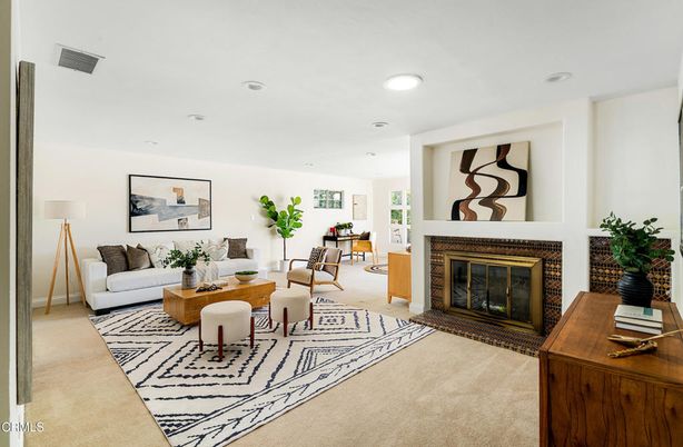 Fireplace, Interior, Living room, Recessed Lighting