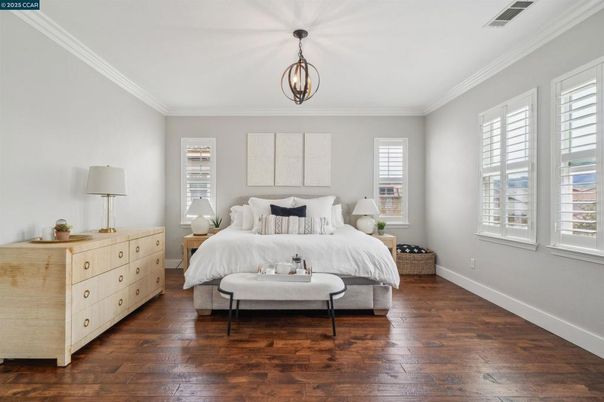 Bedroom, Interior, Pendant Lights, Wood Texture Flooring