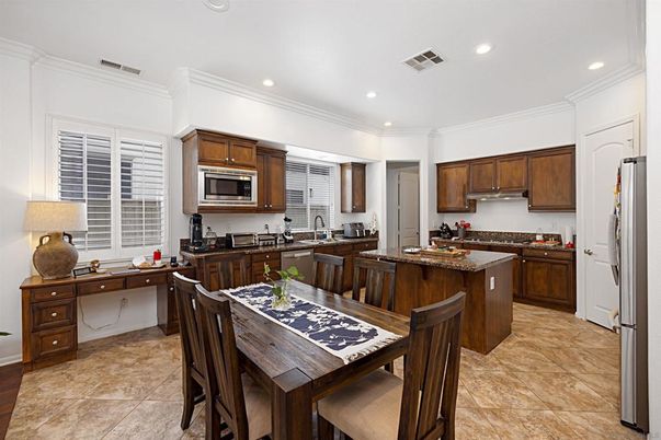 Dining room, Interior, Kitchen, Recessed Lighting, Stainless Steel Appliances