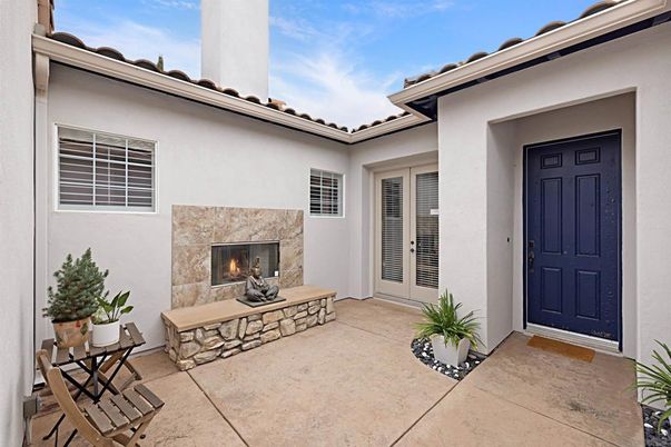 Exterior, Fireplace