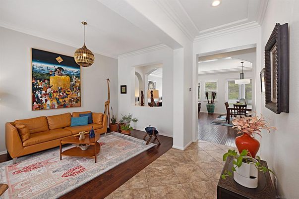 Dining room, Interior, Living room, Pendant Lights, Recessed Lighting, Wood Texture Flooring