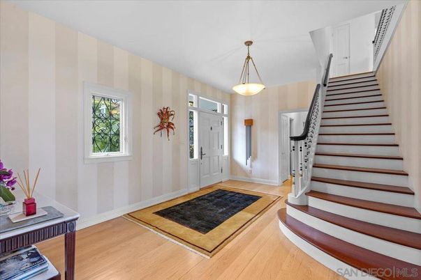 Interior, Pendant Lights, Wood Texture Flooring