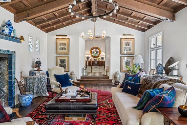 Chandelier, Interior, Living room, Wooden Beams, Wooden Ceilings, Wood Texture Flooring