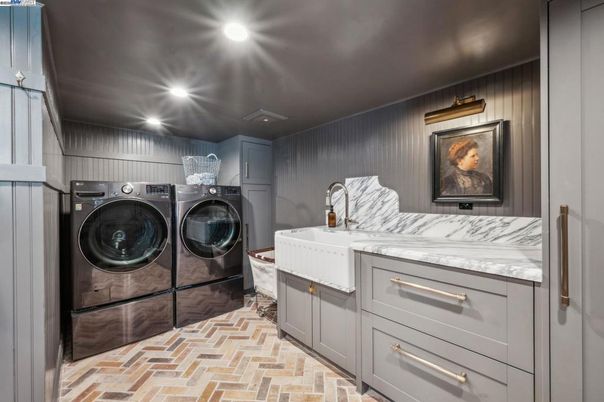 Interior, Recessed Lighting, Washer