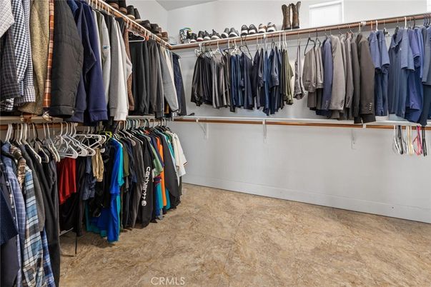 Interior, Walk-in Closets