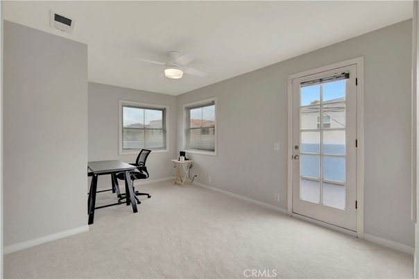 Home Office, Interior, Water