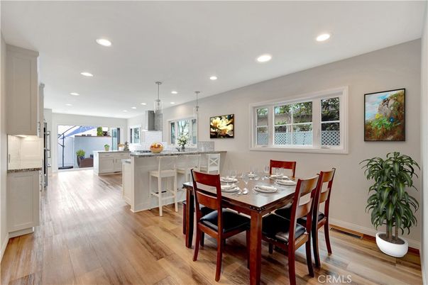 Dining room, Interior, Kitchen, Pendant Lights, Recessed Lighting, Wood Texture Flooring