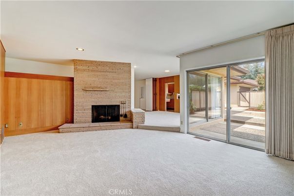 Empty room, Fireplace, Interior, Recessed Lighting
