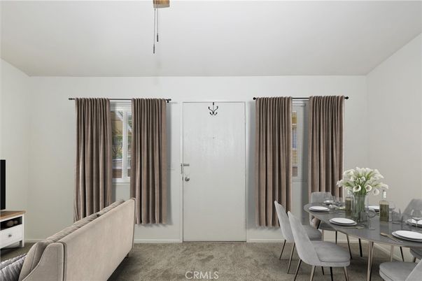 Dining room, Interior