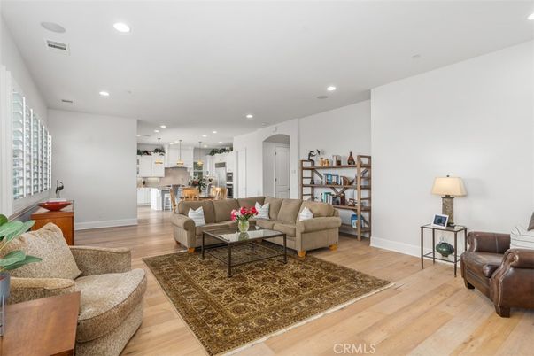 Interior, Kitchen, Living room, Pendant Lights, Recessed Lighting, Wood Texture Flooring