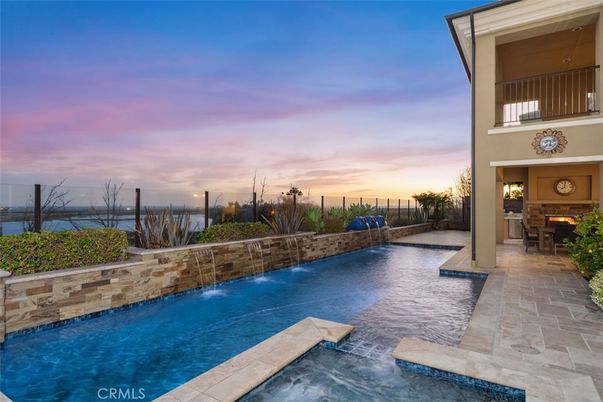 Exterior, Pool, Water