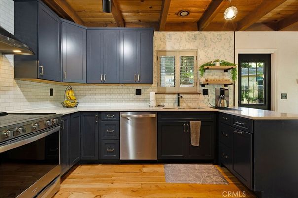 Interior, Kitchen, Recessed Lighting, Stainless Steel Appliances, Wooden Beams, Wooden Ceilings, Wood Texture Flooring