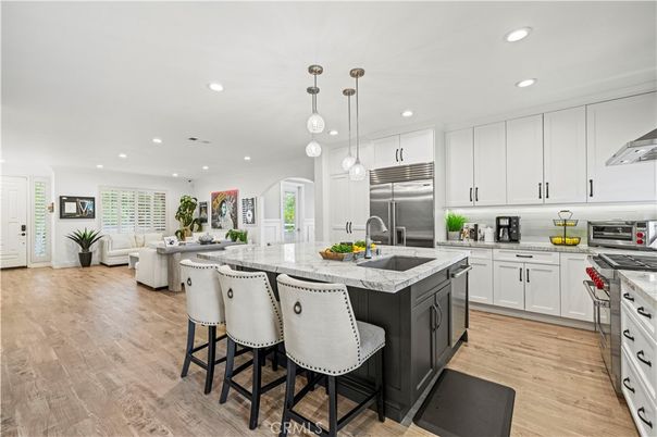 Interior, Kitchen, Living room, Pendant Lights, Recessed Lighting, Stainless Steel Appliances, Wood Texture Flooring
