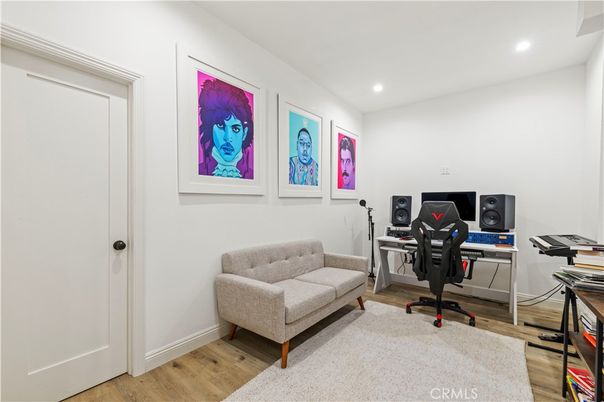 Home Office, Interior, Recessed Lighting, Wood Texture Flooring