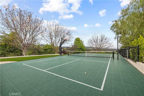 Exterior, Tennis Courts
