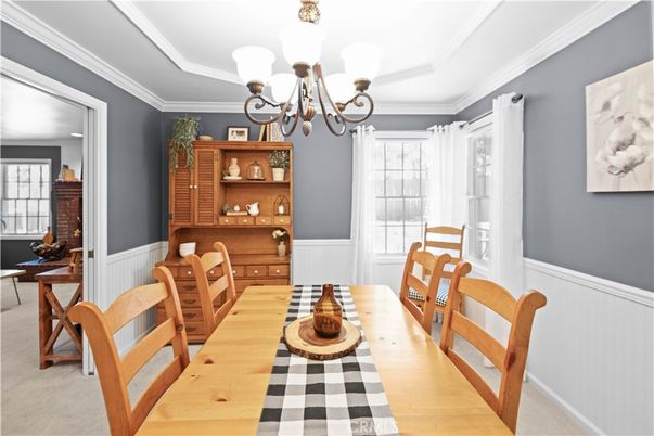 Chandelier, Dining room, Interior