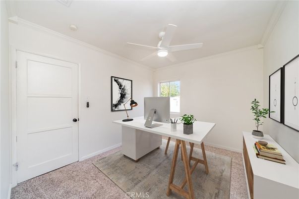 Home Office, Interior