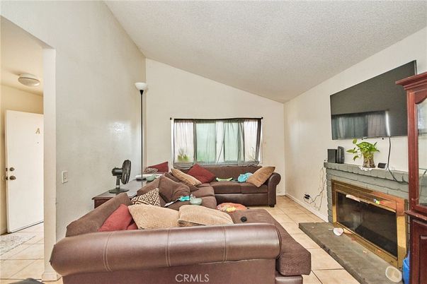 Fireplace, Interior, Living room