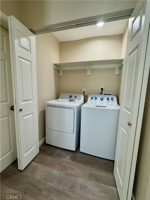 Interior, Recessed Lighting, Utility Closets, Washer, Wood Texture Flooring