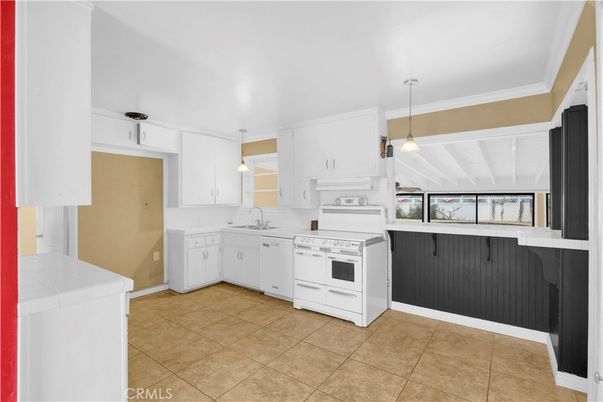 Interior, Kitchen, Pendant Lights