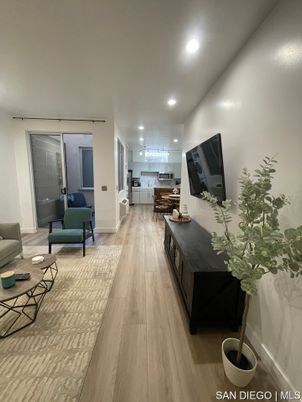 Interior, Kitchen, Living room, Recessed Lighting, Wood Texture Flooring