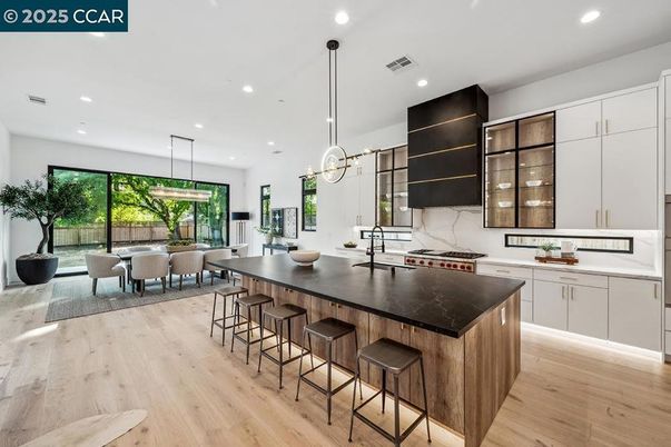 Dining room, Interior, Kitchen, Pendant Lights, Recessed Lighting, Wood Texture Flooring