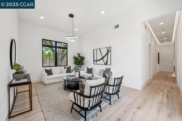 Interior, Living room, Pendant Lights, Recessed Lighting, Wood Texture Flooring