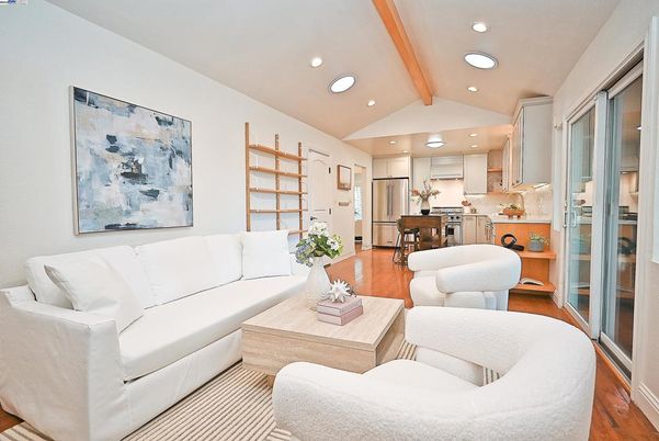 Interior, Kitchen, Living room, Recessed Lighting, Wooden Beams, Wood Texture Flooring