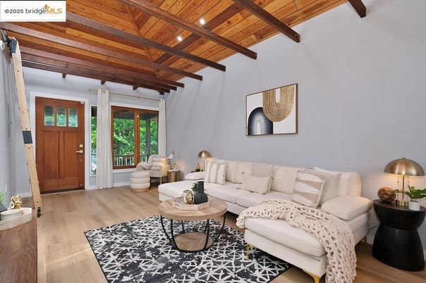 Interior, Living room, Recessed Lighting, Wooden Beams, Wooden Ceilings, Wood Texture Flooring