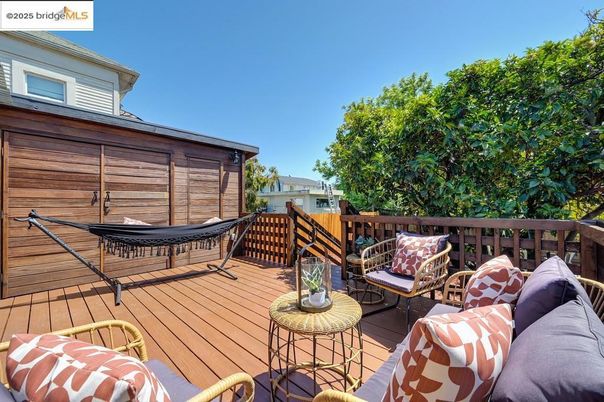 Exterior, Wood Texture Flooring