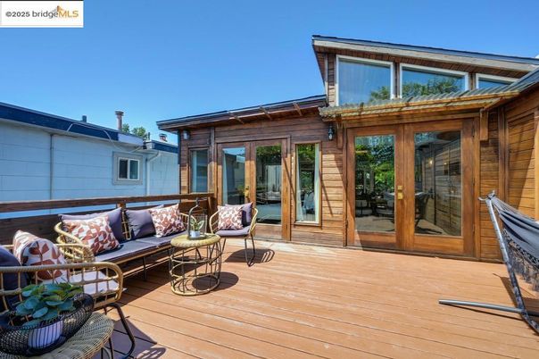 Exterior, Wood Texture Flooring