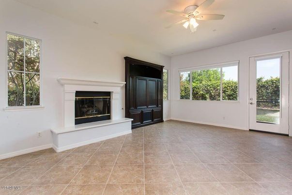 Empty room, Fireplace, Interior