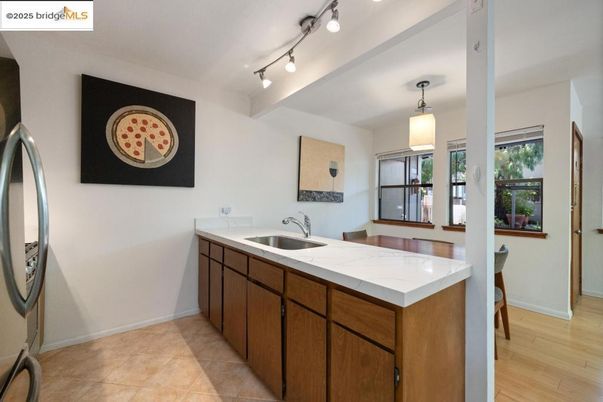 Interior, Pendant Lights, Wood Texture Flooring