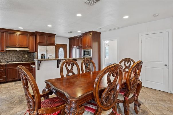 Dining room, Interior, Kitchen, Recessed Lighting