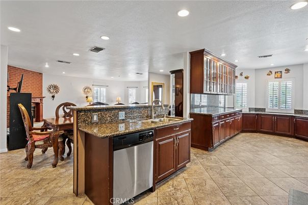 Dining room, Interior, Kitchen, Recessed Lighting