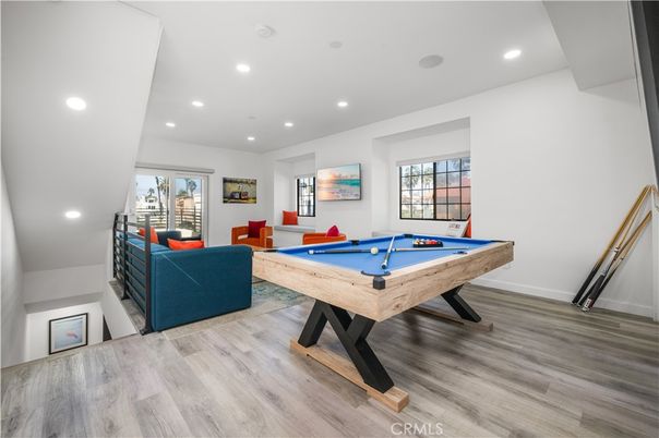 Billiard Table, Game Room, Interior, Living room, Recessed Lighting, Wood Texture Flooring