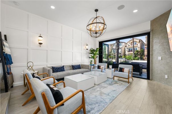 Chandelier, Interior, Living room, Recessed Lighting, Wood Texture Flooring