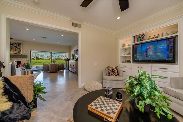 Fireplace, Interior, Living room, Recessed Lighting
