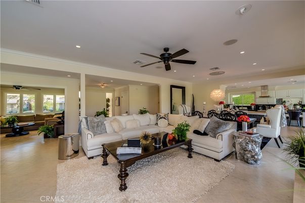 Chandelier, Dining room, Interior, Kitchen, Living room, Recessed Lighting