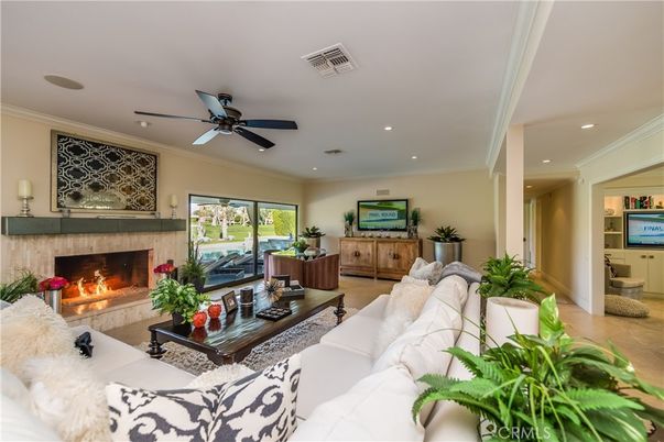 Fireplace, Interior, Living room, Recessed Lighting