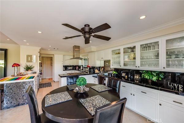 Dining room, Interior, Kitchen, Recessed Lighting
