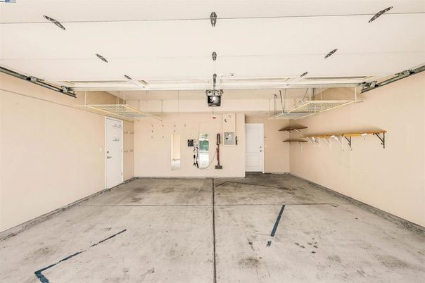 Garage, Interior