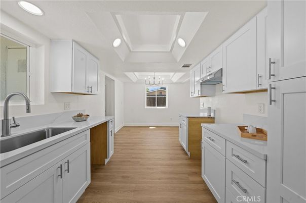 Chandelier, Interior, Kitchen, Recessed Lighting, Wood Texture Flooring