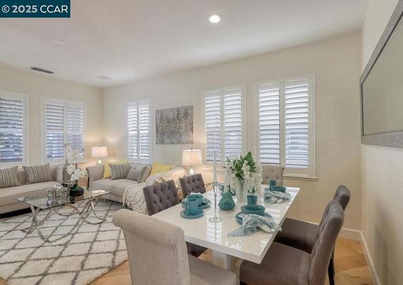 Dining room, Interior, Living room, Recessed Lighting, Wood Texture Flooring