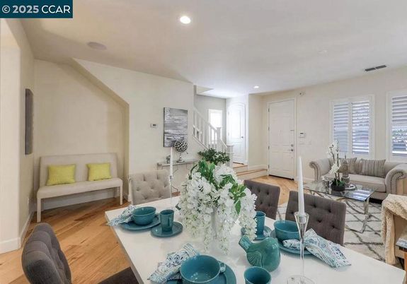 Dining room, Interior, Living room, Recessed Lighting, Wood Texture Flooring