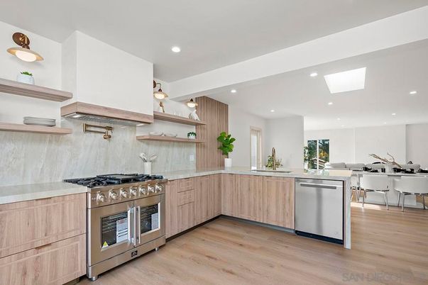 Dining room, Interior, Kitchen, Recessed Lighting, Stainless Steel Appliances, Wood Texture Flooring