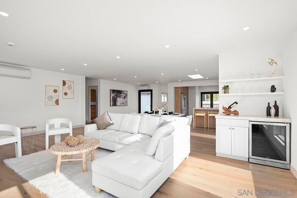 Interior, Kitchen, Living room, Recessed Lighting, Wood Texture Flooring