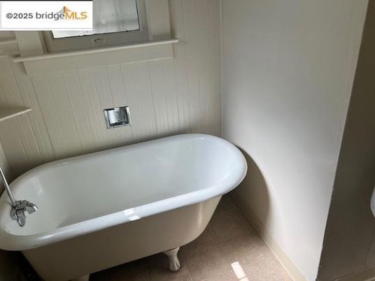 Bathroom, Free Standing Baths, Interior