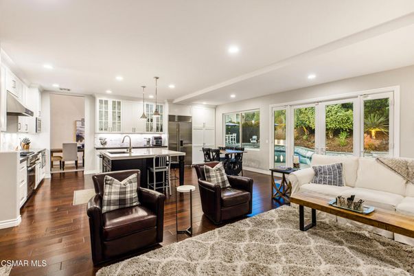 Dining room, Interior, Kitchen, Living room, Pendant Lights, Recessed Lighting, Stainless Steel Appliances, Wood Texture Flooring