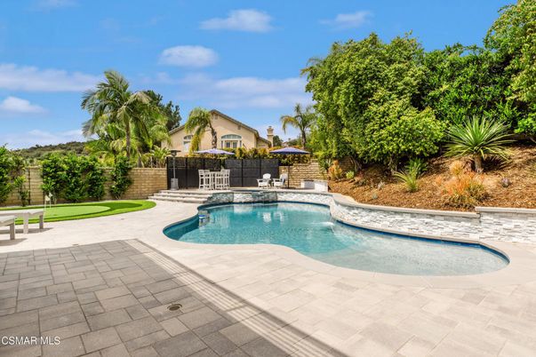 Exterior, Pool